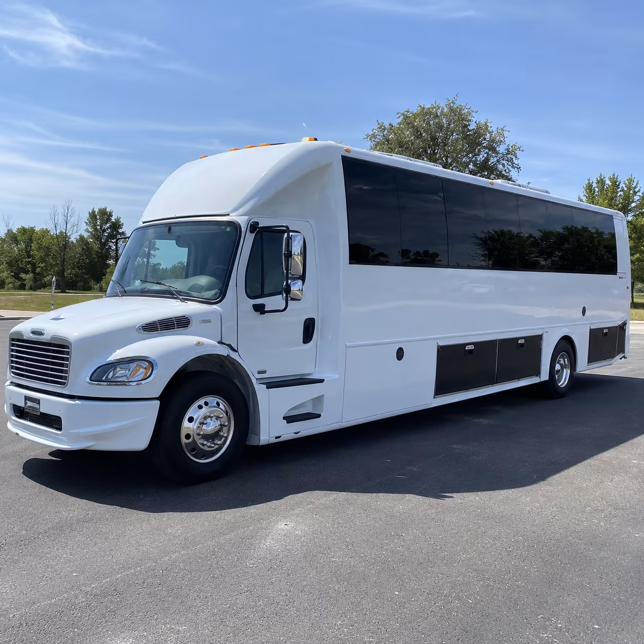 kingwood 40 passenger party bus