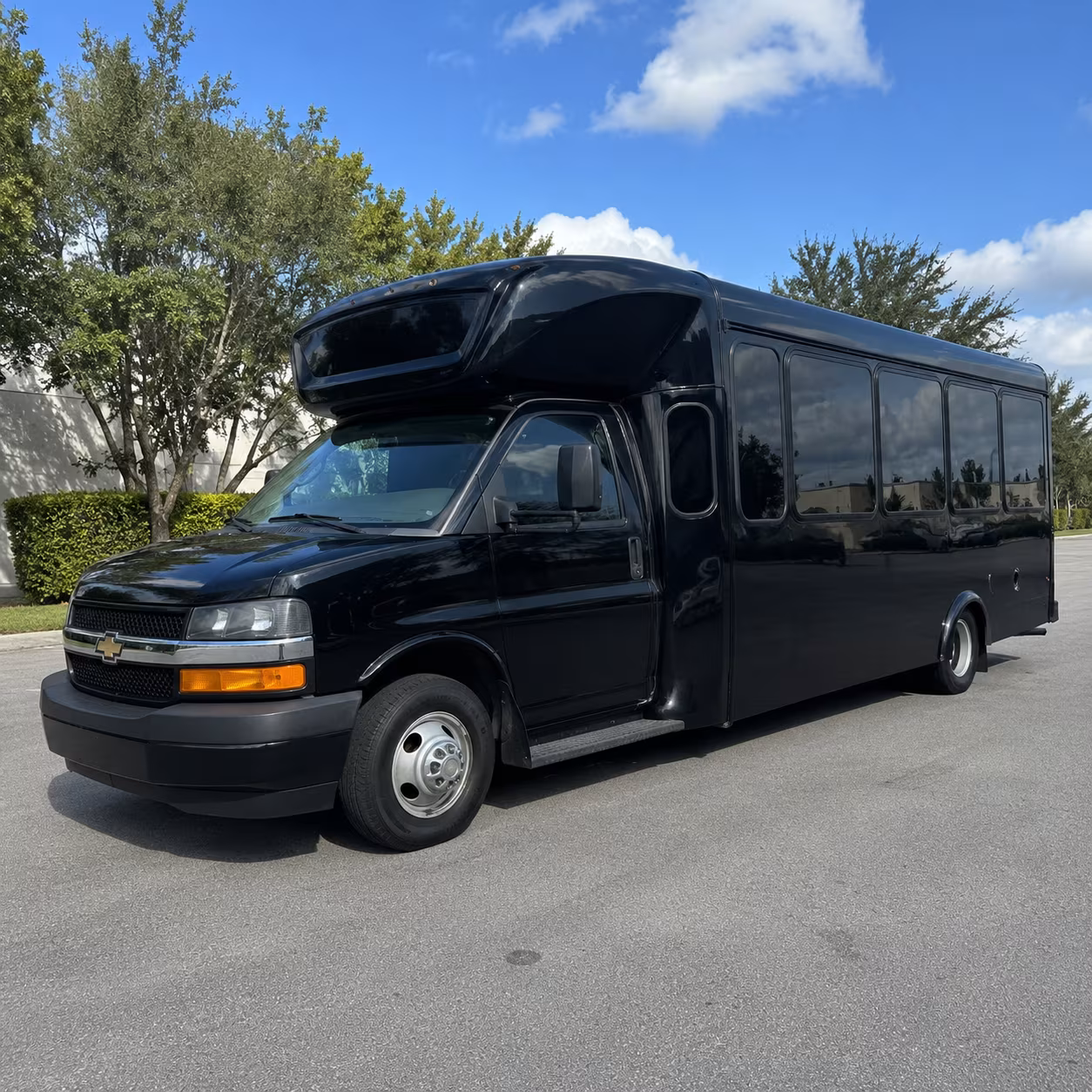 pasadena bus rentals