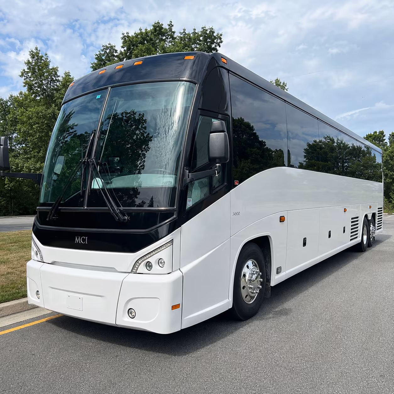 we help you compare buses for aggie game day and every texas road trip